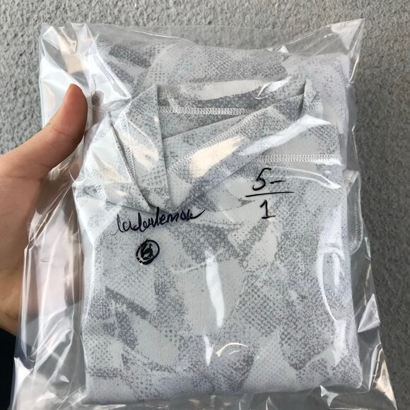 Lululemon Power Pose Tank Light Support A/B Size 6 Jasmine - Picture 10 of 10